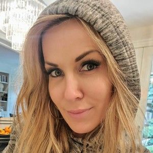 Meet your Posher, Henrieta